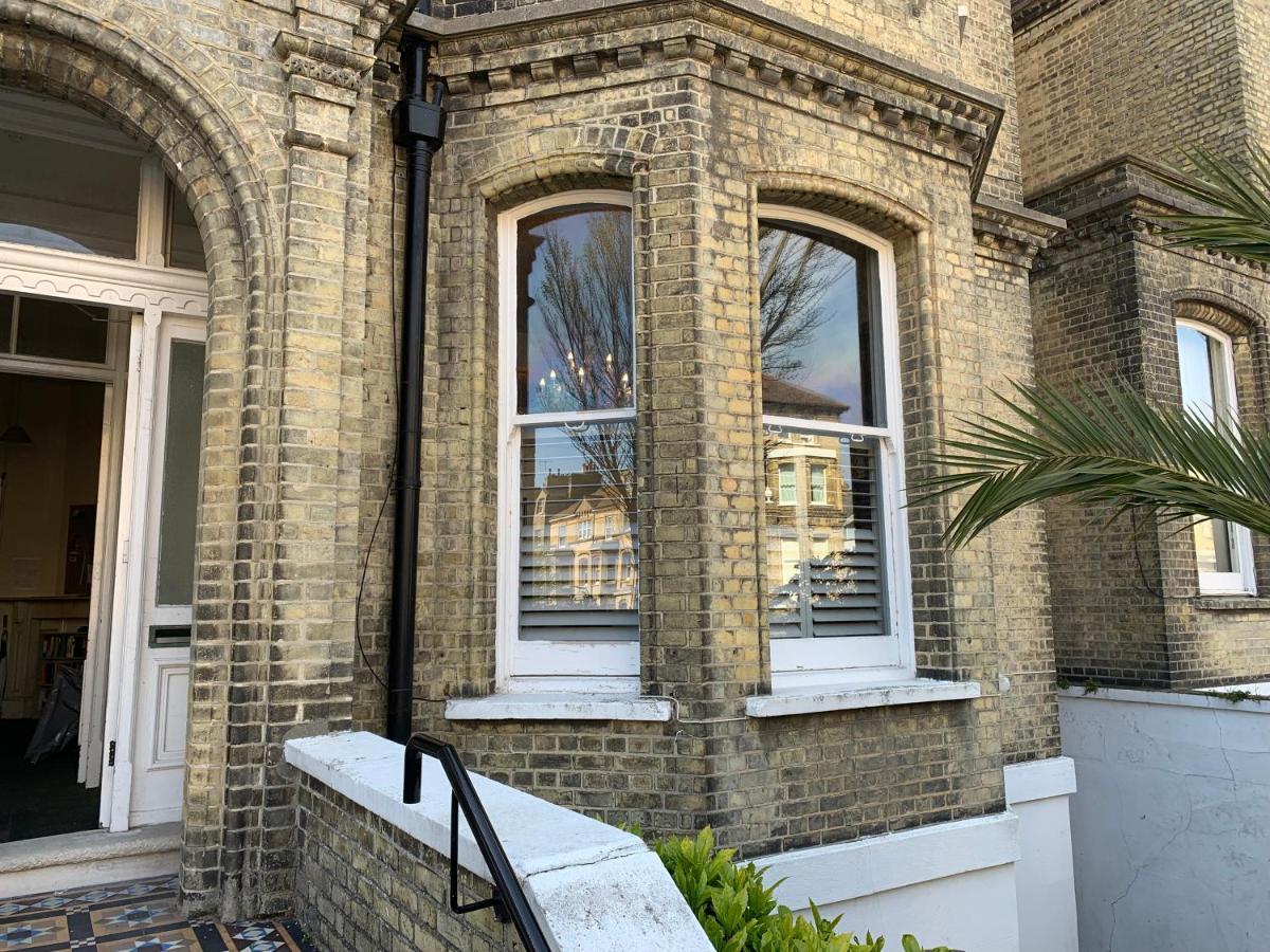 Vibrant Bohemian Seafront Flat Apartamento Brighton Exterior foto