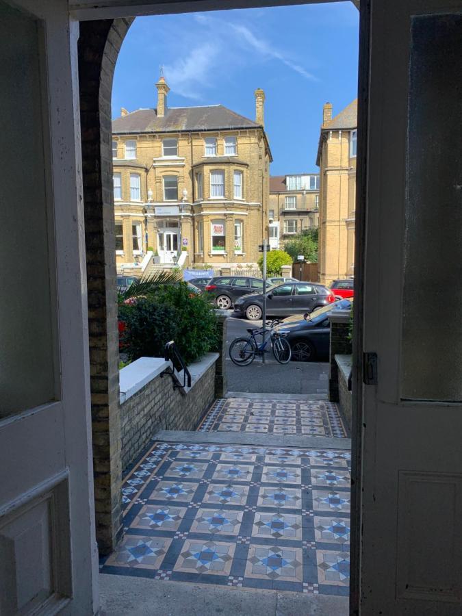 Vibrant Bohemian Seafront Flat Apartamento Brighton Exterior foto